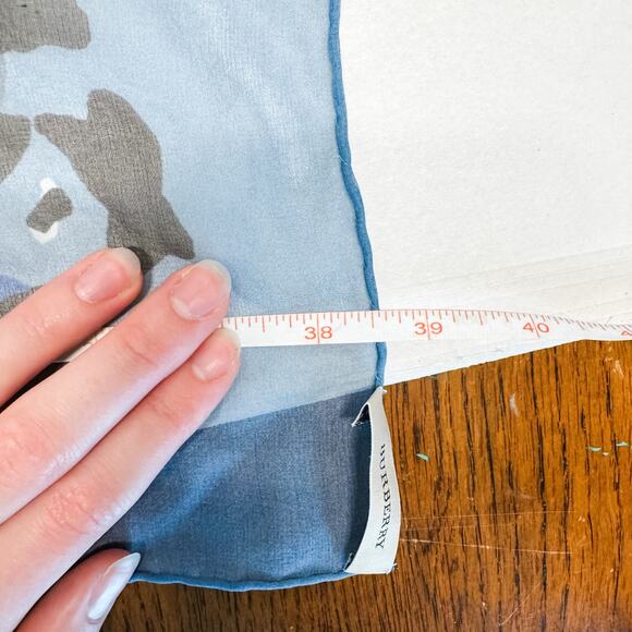 Burberry Scarf Silk Authentic Lightweight Sheer Blue Black Leopard Cheetah - Picture 9 of 10